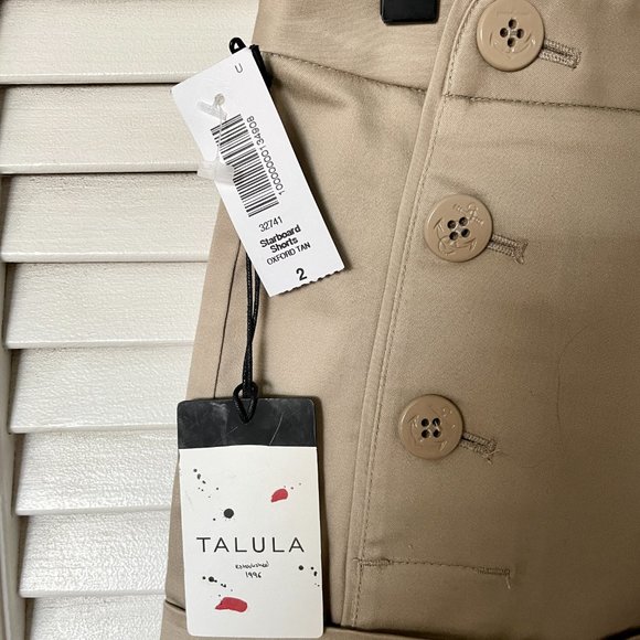 Aritzia Talula Shorts - Picture 4 of 4